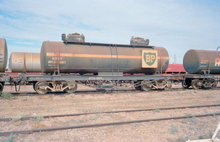 15.5.1981,Maree - tank wagon NTOA1806 BP - ex TOA8