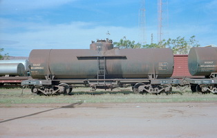 20.4.1980,Alice Springs - tank wagon NTOE7996 Caltex  