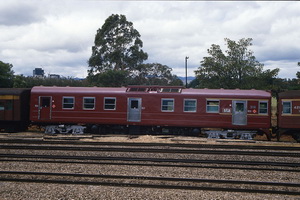 1.1.1986,red hen 318 derailed Adelaide