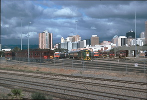 24.3.1995,Adelaide - 958 on SteamRanger train and Red hen 430