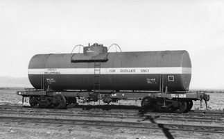 Commonwealth Railways,TOC1218 distillate tank