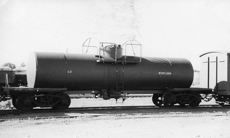 Commonwealth Railways,NTOB1388 Narrow Gauge Tank Wagons