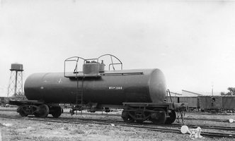 Commonwealth Railways,NTOB1388 Narrow Gauge Tank Wagons