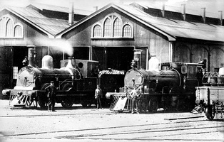 Islington - loco J33 and L39 in front of loco shed