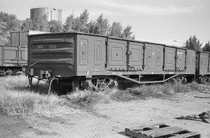 28.8.1976 - Alice Springs  - NGF1360 open wagon
